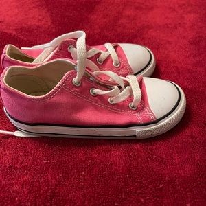 Toddler 10 pink Converse